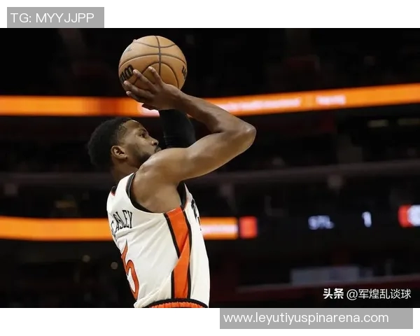 小卡称赞三分球价值提升八场投63记三分球创历史新高