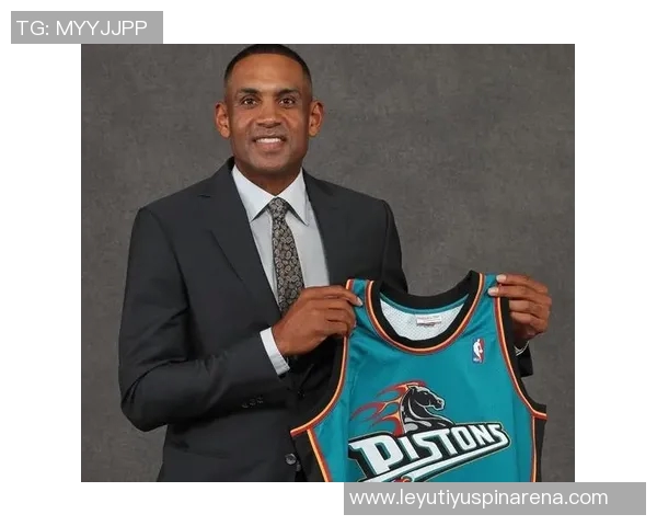 米奇约翰逊赞文班身体健康重返球场令人振奋 米奇约翰逊赞文班身体健康重返球场令人振奋